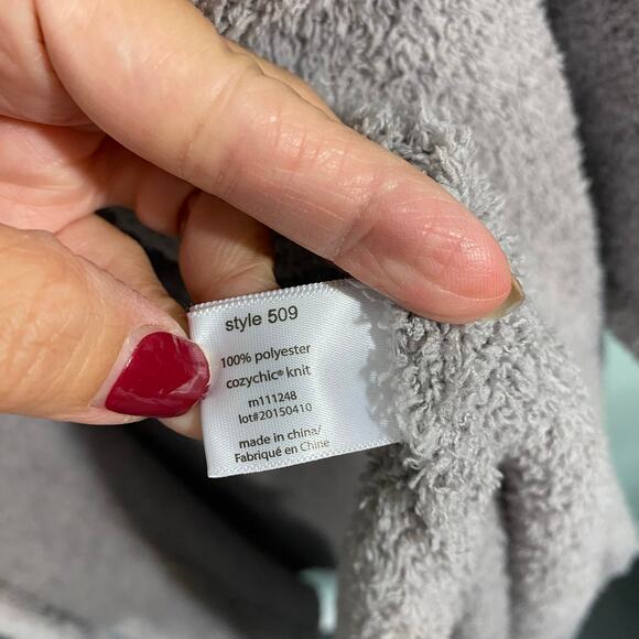 Barefoot Dreams Grey 509 Cozy Chic Plush Robe Size 3 (L) NWT Embroidered - Picture 6 of 7